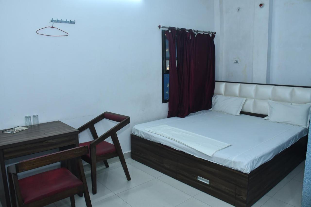 Hotel Awadh Palace Sahjanwa Eksteriør bilde